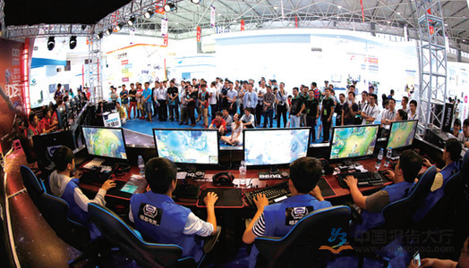 冠军不仅需 冠军不仅需