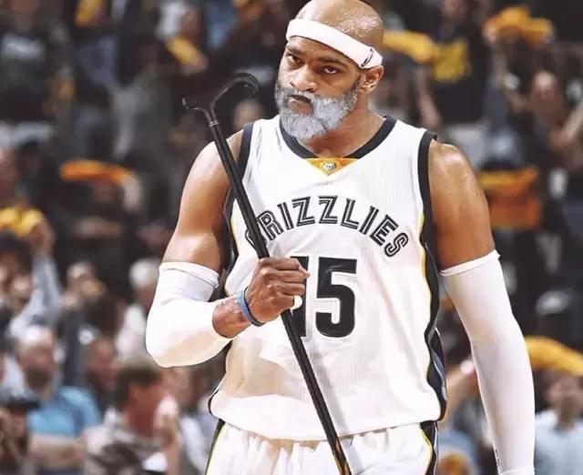 英勇无畏的 英勇无畏的